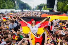 Public Viewing zur Fu�ball-WM: Rheinland-Pfalz zwischen Vorsicht und Hoffnung