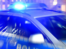 Koblenzer Raser ohne F�hrerschein: Verfolgung stoppt an Baum und im Krankenhaus