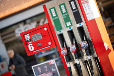 Rheinland-Pfalz: Fast jede f�nfte Tankstelle verst��t gegen die 12-Uhr-Regel