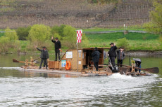 Tradition trifft Moderne: Flo�fahrt �ber Saar und Mosel