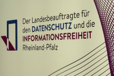 Kuriose Datenschutzf�lle in Rheinland-Pfalz: Vom Pausenbrot bis zum Papagei