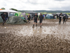 Rock am Ring: Regen, Schlamm und musikalische Highlights in der Eifel