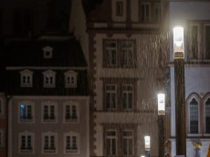 Milderes Wetter in Rheinland-Pfalz erwartet - Regen und Wolken bleiben