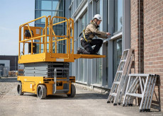 H�henarbeit im Handwerk: So w�hlen Betriebe die passende Aufstellhilfe aus