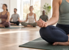 Auszeit mit Achtsamkeit: Wie Yoga und Bewegung den Urlaub erholsamer machen