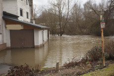 Hochwasserrisiko im Wiedtal und Holzbach: Experte informiert �ber Schutzma�nahmen
