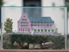 Ehrung f�r historischen Ort: Hotel Rittersturz als Wiege der Demokratie gew�rdigt