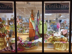 Einblicke in die Welt des UNIKUM: F�hrung und Verkostung