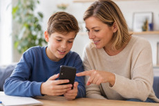 Erstes Smartphone: So gelingt Kindern ein sicherer Einstieg