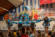 Kinderkarneval der KG Brave Jonge Waldbreitbach begeistert mit buntem Dschungel-Motto