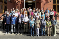 Besuchergruppe aus der Region erkundet Landtag und ZDF in Mainz
