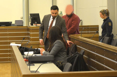 Prozessbeginn: Macheten-Angriff auf Polizei in Linz