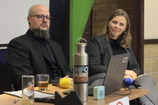 Rechte Manipulation im Fokus: Erfolgreicher Informationsabend in Neuwied