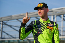 Enrico F�rderer k�mpft im ersten Jahr um den Titel in der GT4 European Series