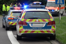 Tragischer Unfall auf der B 256: Kleinkraftrad-Fahrer verstorben