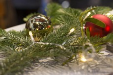 Weihnachten ohne Dich: Kreativer Beistand in schweren Zeiten