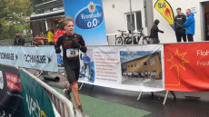 Theo Scherer triumphiert erneut beim Cross-Duathlon in H�nsborn