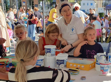 Gro�er Andrang beim Weltkindertagsfest in Altenkirchen