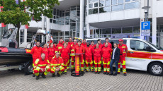 DLRG Bad Honnef-Unkel weiht neues Rettungsboot "Fafnir" ein