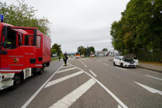 Eilmeldung: Unfall zwischen Feuerwehrfahrzeug und Pkw zwischen Neuwieder Ortsteilen