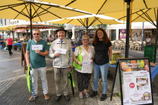 Gewinnspiel begeistert Besucher des Neuwieder Wochenmarkts