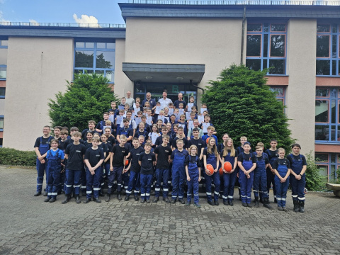 Teamgeist, Technik, Taktik: Erfolgreiche Jahresbung der Jugendfeuerwehren in Gebhardshain