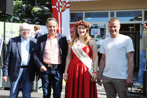 44. Blumenmarkt in Horhausen: Sonne und duftende Pflanzen strahlten um die Wette
