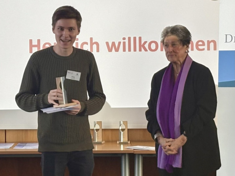 WHG-Schler ausgezeichnet: Jona Richartz erhlt Dr. Hans Riegel-Fachpreis