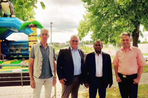 Kapellenfest in G�llesheim: Kirchen immer Orte der Besinnung, aber auch des Feierns
