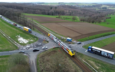 Probleme am Bahn�bergang bei Marzhausen: Landrat schreibt Bahnbevollm�chtigten an