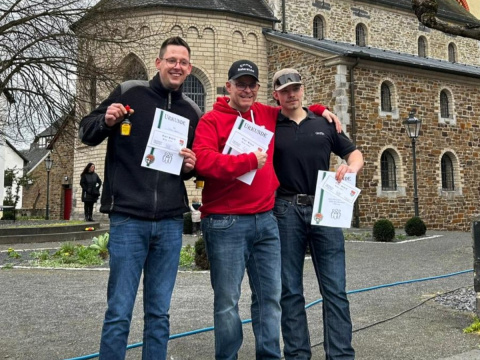 "Alle Neune" an Ostern: JGV Erpel lud zum traditionellen Ostereierkegeln mit Boule-Turnier