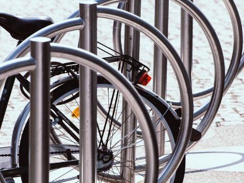 Fahrradst�nder am Bahnhof Neuwied werden abgebaut