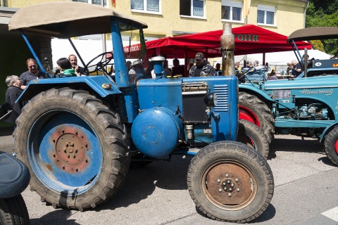 Von Eicher bis Lamborghini: Isenburgs beeindruckendes Traktorentreffen zieht Massen an