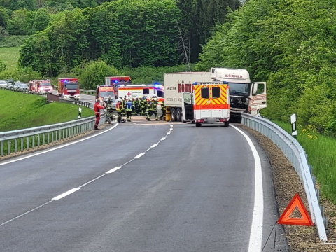 Aktualisiert: T�dlicher Verkehrsunfall auf der B54 bei Liebenscheid