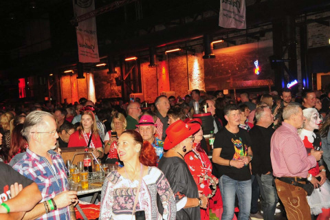 Wissen op Klsch im Kulturwerk: Was im Rheinland dreimal stattfindet, ist Tradition