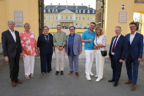 Stadt Neuwied würdigt Dienstjubiläen und Verabschiedungen