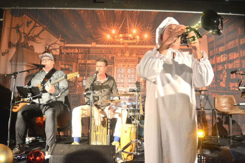 Stimmungsvolles Weihnachtskonzert der "@coustics" im Stffel-Park