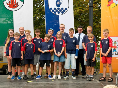 Doppeljubil�um: Jugend- und Bambinifeuerwehr Mogendorf feiern