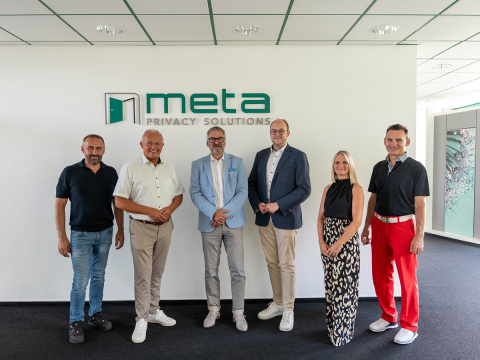 Standort Rengsdorf gest�rkt: meta Trennwandanlagen modernisiert Fertigung