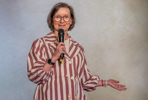 Carmen Goldhausen aus Wirges triumphiert beim Internationalen Speaker Slam