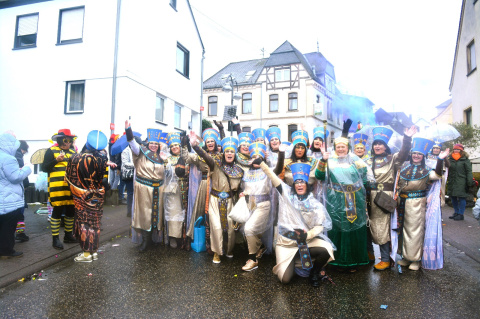 Gr��ter Umzug in der VG Ransbach-Baumbach lockte die Jecken nach Nauort
