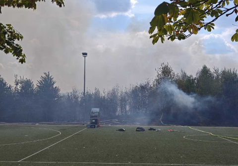 Eilmeldung: Gro�alarm! Waldbrand bei Gebhardshain - Es wird evakuiert!