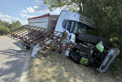 Aktualisiert: Schwerer Unfall bei Meudt - Traktorfahrerin schwer verletzt
