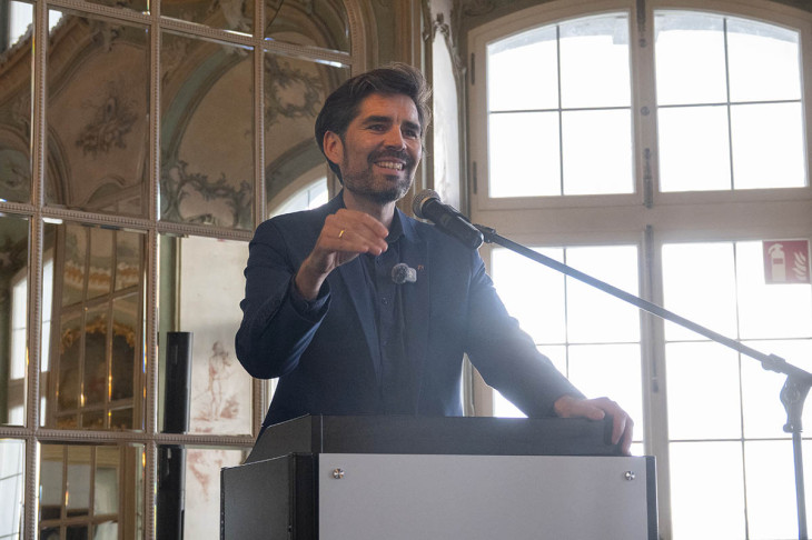 Minister Teuber