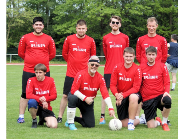 Kirchen: VfL Kirchen k�mpft vergeblich beim Faustball-Heimspiel