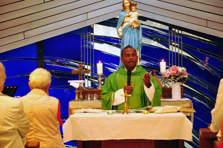 Pater Saji zelebrierte den Gottesdienst