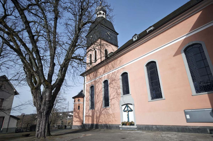 Das lange Warten hat ein Ende: Kirche in Wissen erstrahlt in 