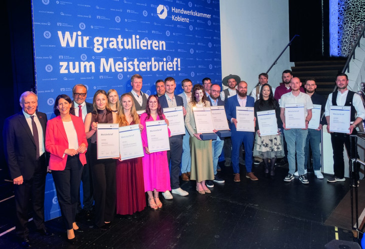 Auszeichnung in Koblenz: IKK-Sonderpreis geht an Paulina Schaaf aus dem Westerwald