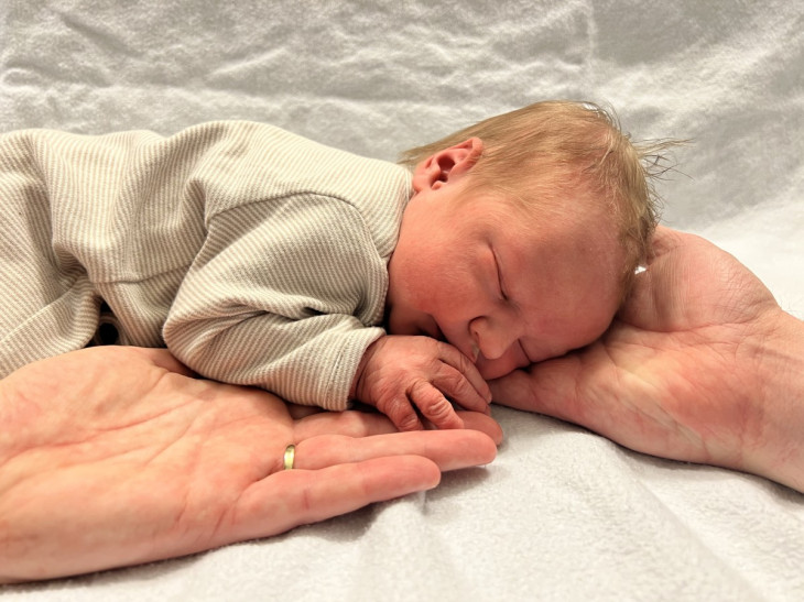 Neujahrsbaby Madita Marleen bringt Freude nach Siegen