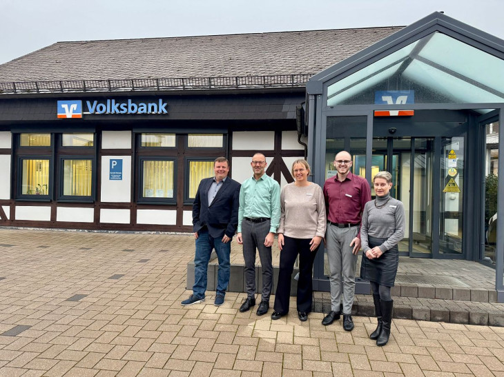 Volksbank Weitefeld nach Umbau wieder vollstndig geffnet